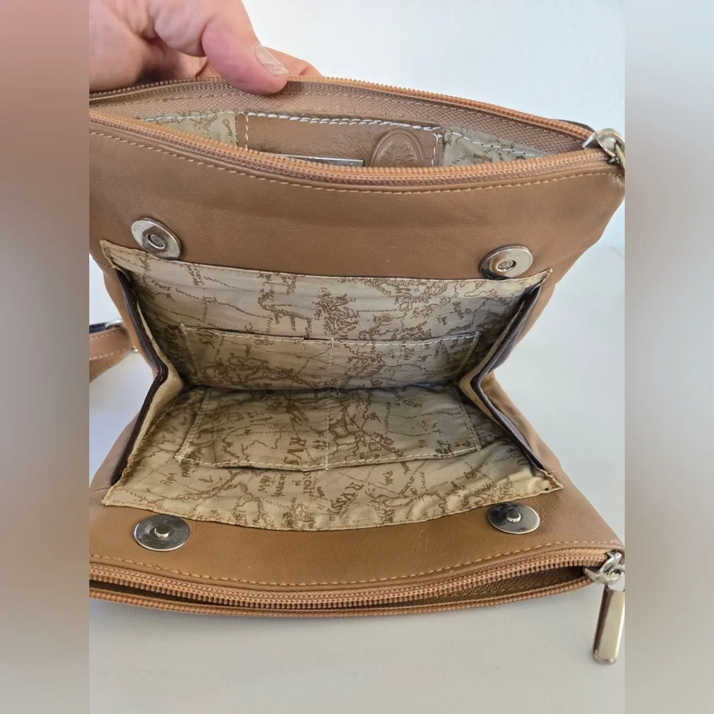 Peruzzi Made in Florence Genuine Leather Brown Crossbody Bag | Italian Leather